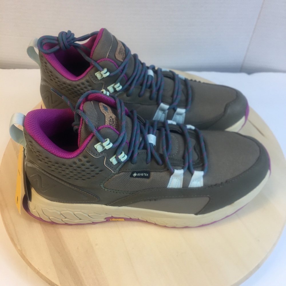 New Balance Women's Shoes in Gray and Purple - Picture 5 of 11